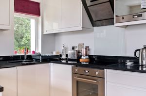 Photo 19- click for photo gallery